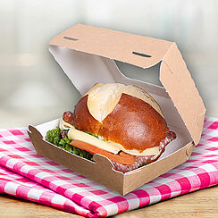Snackbox mit Sichtfenster für To Go Produkte aus nachhaltigem Verpackungsmaterial