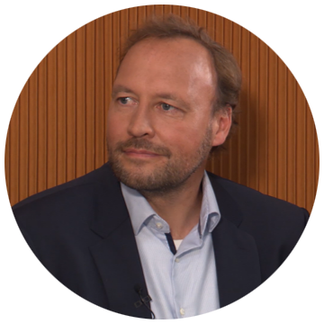 Porträt von Andreas Schlierkamp, Geschäftsführer der Stephan Schaumstoffe GmbH, Spezialist für Verpackungspolster aus Recyclingmaterial