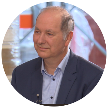 Porträt von Dr. Viktor Trapp, Fraunhofer Institut für Silicatforschung ISC, Experte für nachhaltige Verpackungen