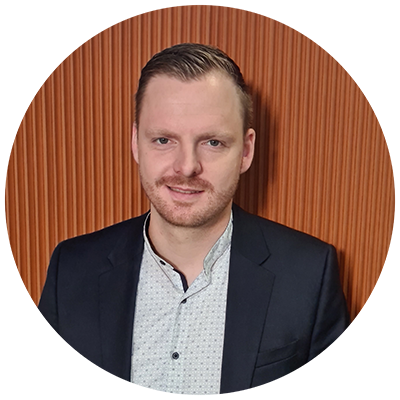 Porträt von Michael Clasani, Senior Account Manager bei BB Pack GmbH, Experte für Verpackungen im Onlinehandel