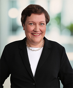 Porträt von Astrid Voss, Geschäftsführerin der Antalis Verpackungen GmbH.