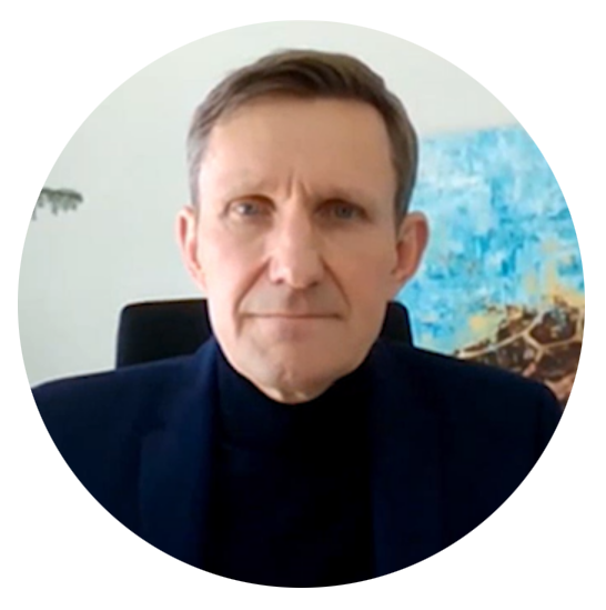 Porträt von Thomas Rose, CEO der Anton Debatin GmbH, Teilnehmer der Diskussion über Papier und Kunststoff